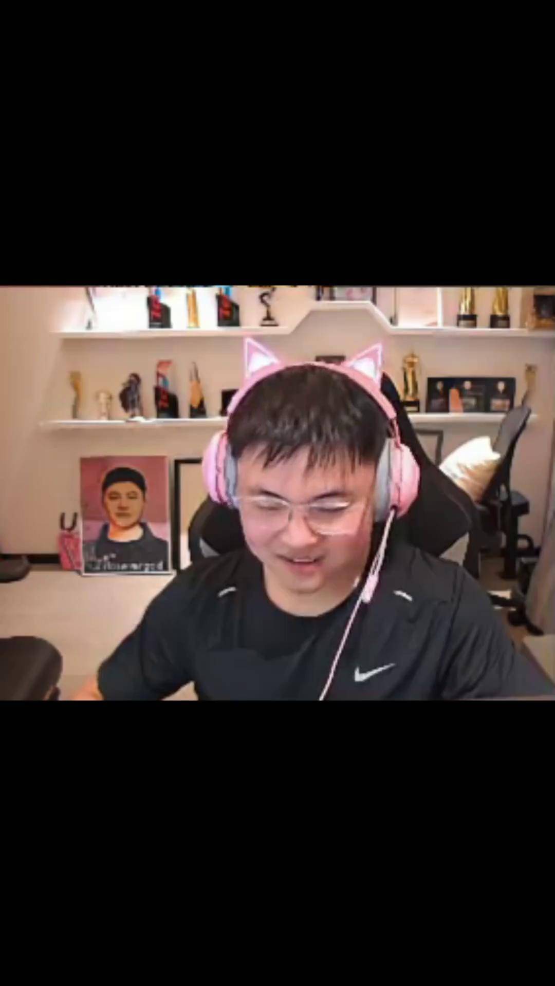  Uzi巅峰对决，Rookie与30激战西班牙队分钟，比分优势明显胜负难料！